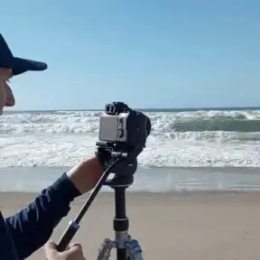 filming engaging content at the oregon coast